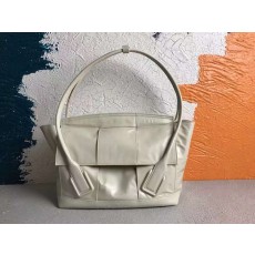 보테가 베네타 오일왁스 아르코 미디엄 백 48x33x11cm